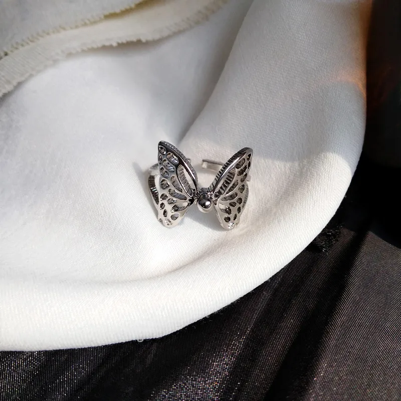 Elegant Butterfly Design Alloy Ring